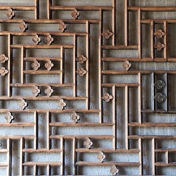 Wood carving collection Back grain flower hanging window Solid wood old window Mortise and tenon window Classical decorative window Wood flower window