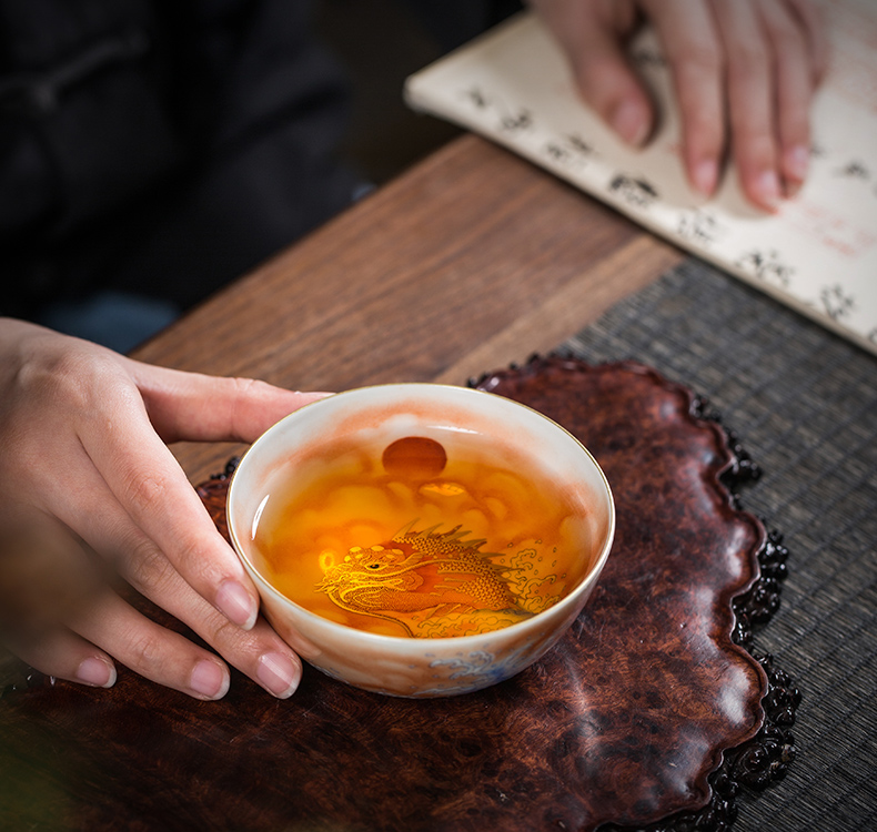 Heavy hand - made owl up with alum red paint first pu - erh tea sample tea cup cup of kung fu master ceramic cups cup