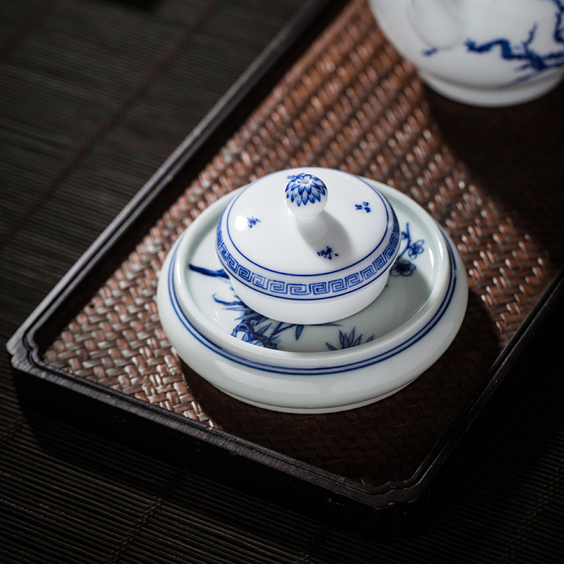 Hand made blue and white porcelain lid manually galate buy tea tea accessories with the name plum and the bamboo kingfishers tea furnishing articles