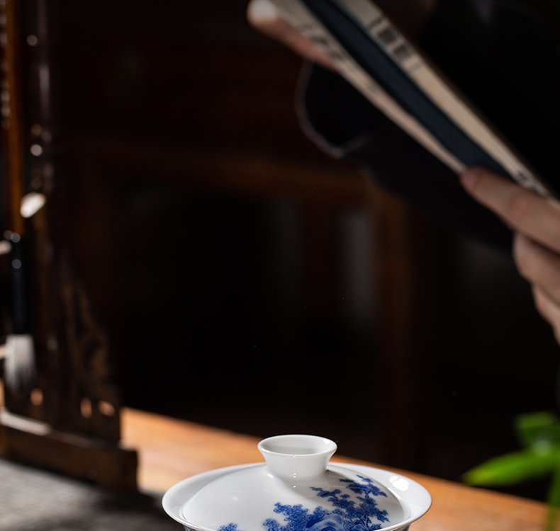 The Owl ring up with jingdezhen blue and white jade mud hand - made tea set the lad spring tea tureen bowl from the three cups