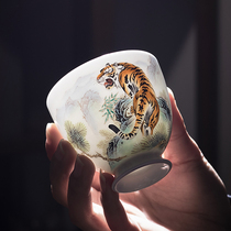 Jingdezhen ceramic hand-painted Xiongfeng Wanli Tiger Master Cup Pingming Cup Individual Cup Kung Fu Tea Cup
