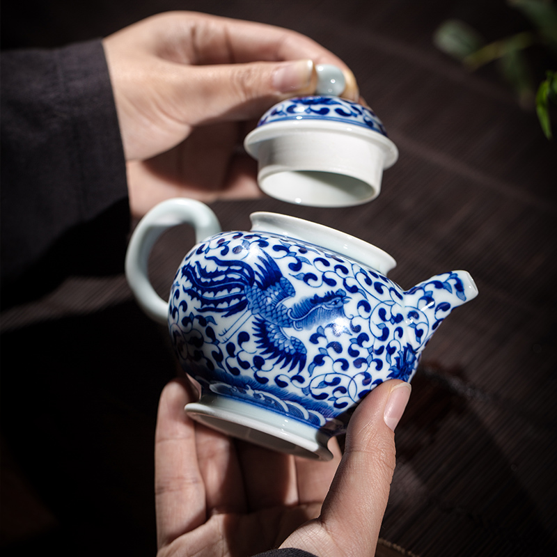 Blue and white teapot owl up jingdezhen ceramics by hand mercifully kung fu tea set branch lotus archaize longfeng lines compose ball pot