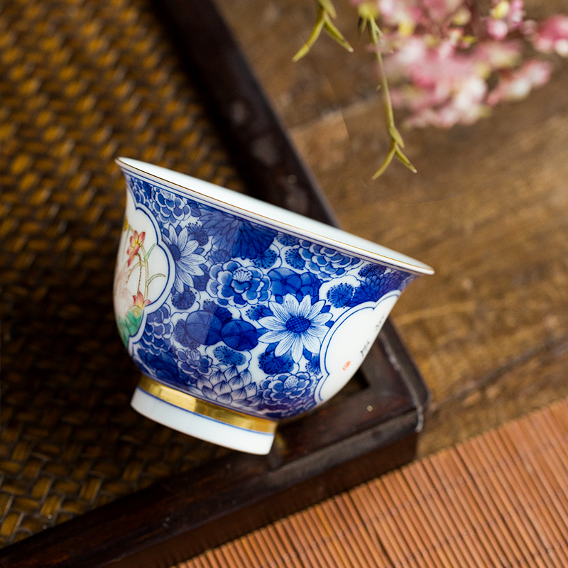 Jingdezhen hand - made ceramic cups with a blue and white open hall bird sample tea cup personal cup pastel master cup single CPU