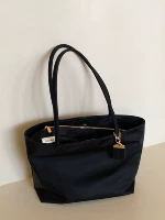 Черный, предпродажа