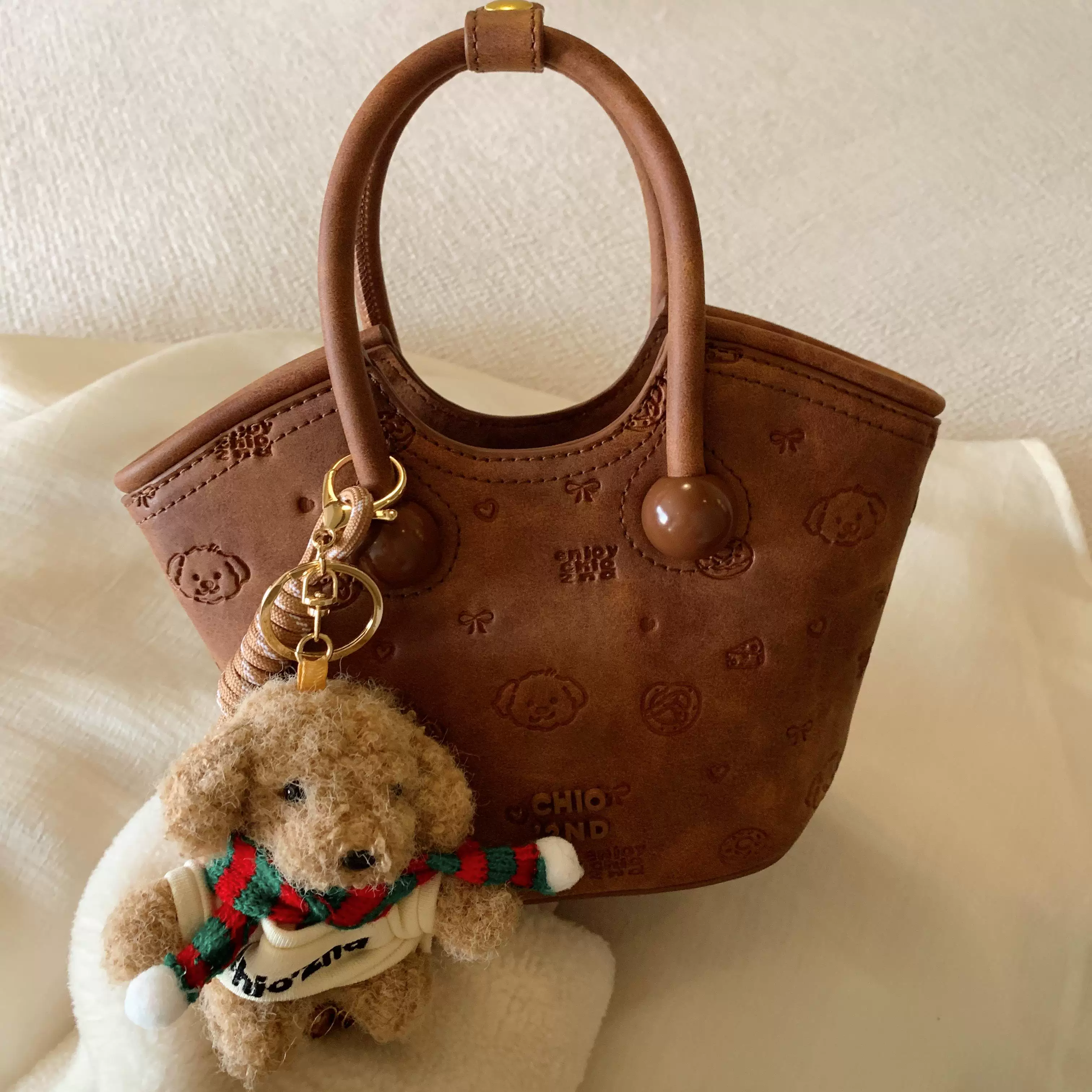 Small bag, hut, retro handheld shoulder bag, bread