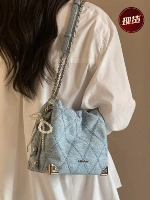 Синее пятно