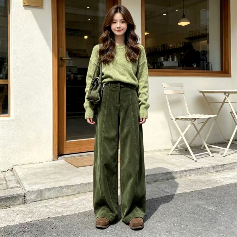 Plus-Size Retro Dark Green Corduroy Casual Pants for Women, New Autumn and Winter High-Waisted Slimming Loose Versatile Wide-Leg Pants