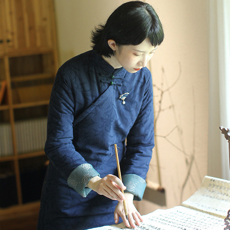 Winter tea suit 2023 Winter thickened Improved new Chinese women's clothes Chinese wind cotton clothes in long style qipao cotton padded jacket-Taobao