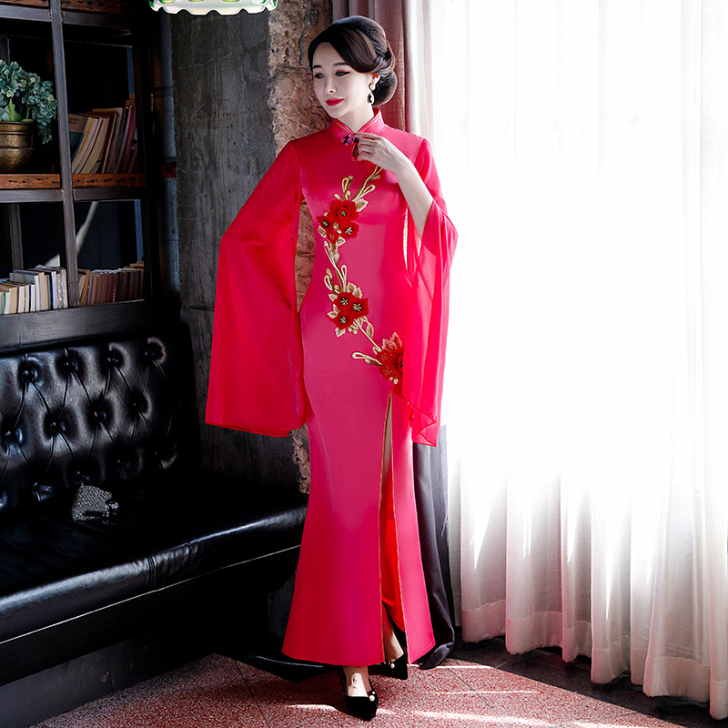 Long cheongsam, three dimensional fashionable evening dress, for catwalk,  Long cheongsam, three dimensional fashionable evening dress, for catwalk,