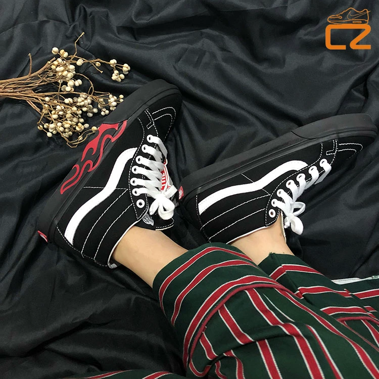 Giày tăng trưởng vans sk8 mid ngọn lửa đen trắng Trung Quốc cổ điển nam nữ giày vải VN0A3MV8UQZ giày thể thao độn đế