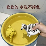 Мультяшная резиновая морская игрушка из мягкой резины для игр в воде подходит для мужчин и женщин