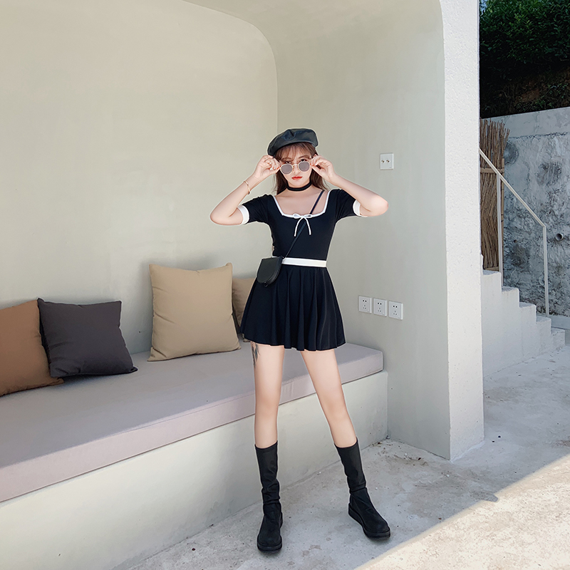 Mimoi Black & White Simplicity Joins Han Demeanor Girl Temperament Short Sleeve Conservative Shade of Flesh Spa Two Sets Bathing Suits