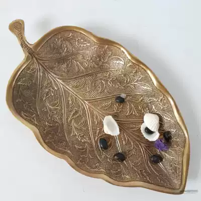India imported European-style American hand-made brass storage plate leaves dried fruit plate porch key plate ornaments