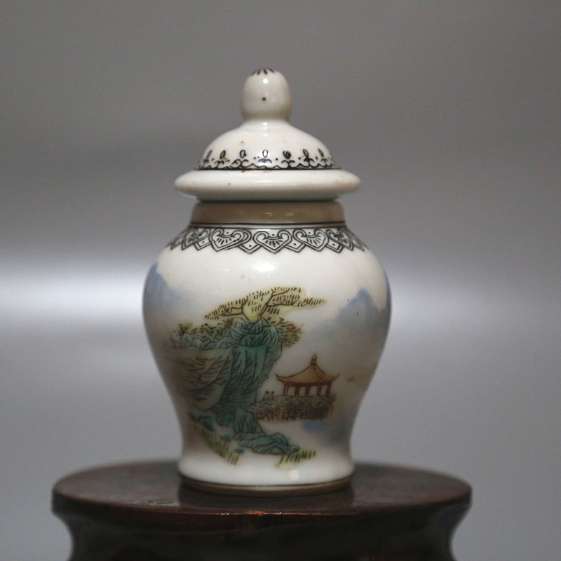 Jingdezhen Cultural Revolution porcelain old factory goods porcelain 70s earned foreign exchange porcelain 3 5-inch landscape general pot