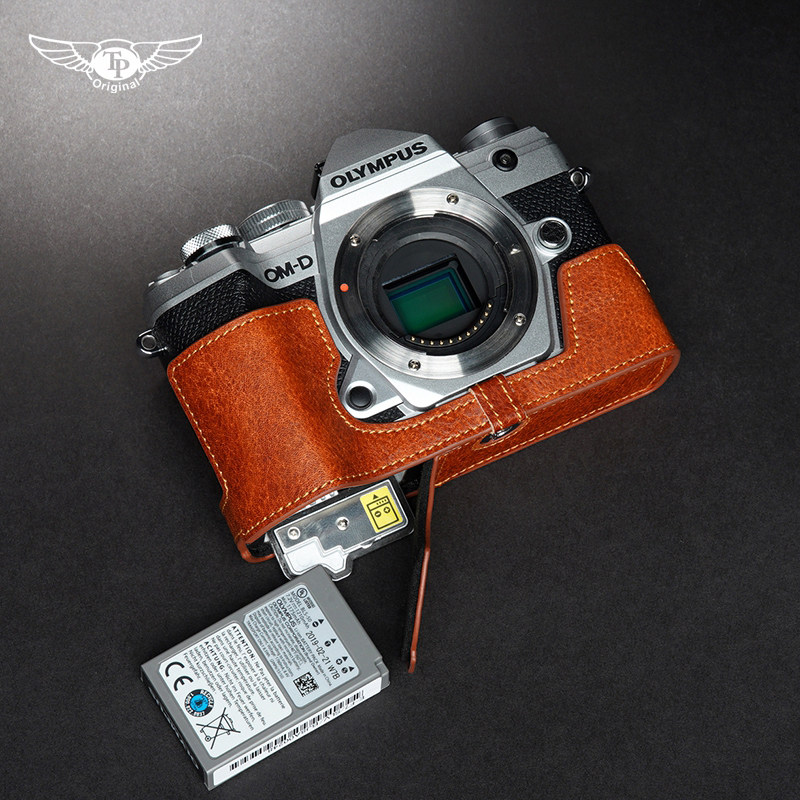 Taiwan TP genuine leather Olympus EM5Markiii camera bag EM5 three-3-generation leather cover OM5 handle protective sleeve-Taobao