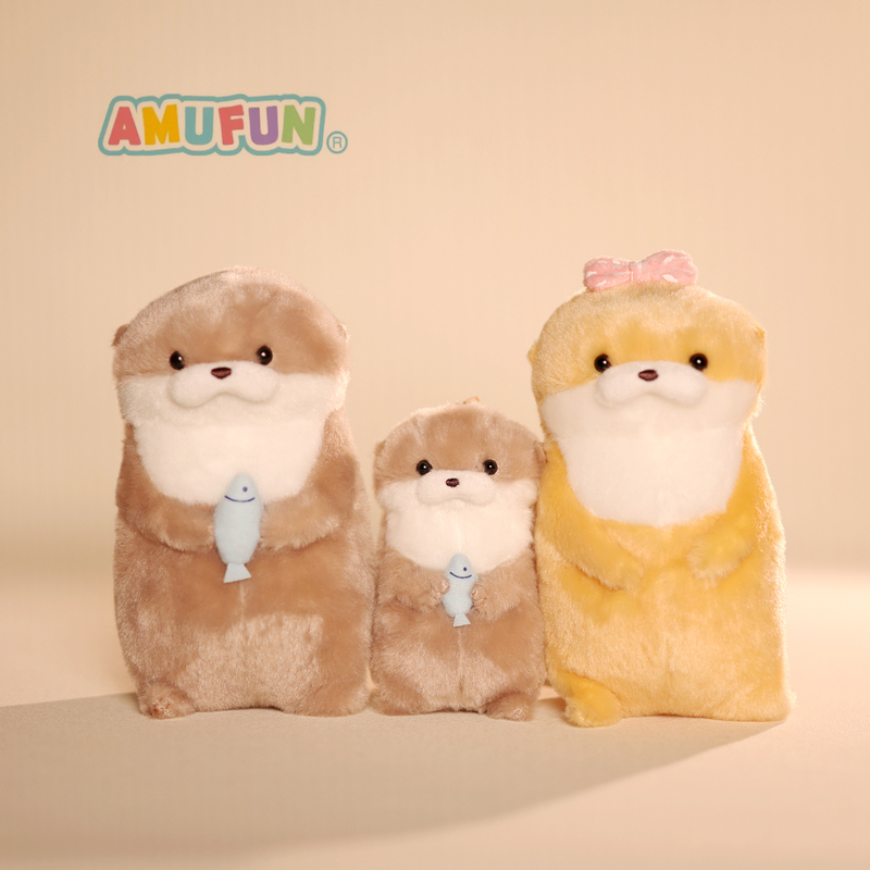 In Stock Japan Amufum Amuse Official Otter Usoyan Holding Fish Plush Keychain Otter King