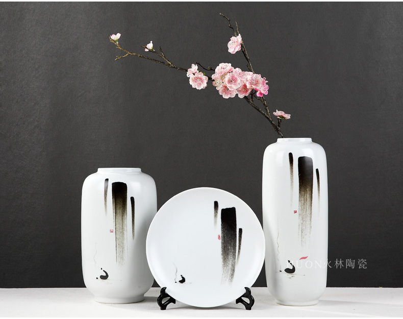 The New Chinese vase zen ink ceramic flower arranging dried flowers sitting room TV cabinet table wine porch is decorated furnishing articles