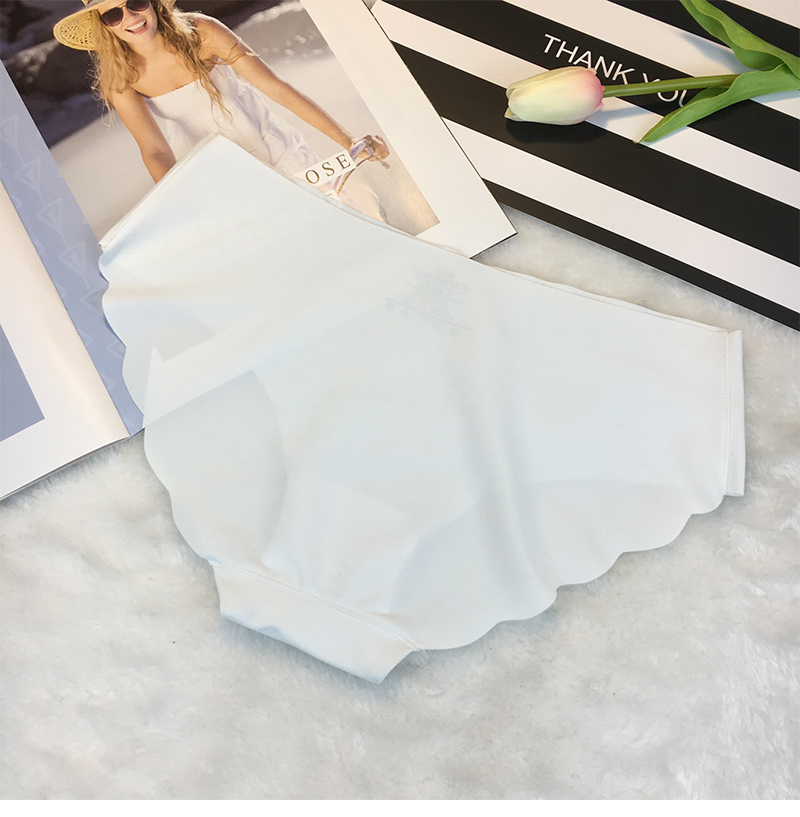Hương thơm tối thoải mái và thoáng khí một mảnh liền mạch cotton trinh nữ tam giác gợi cảm ren lụa thấp eo đồ lót phụ nữ quần xì nam
