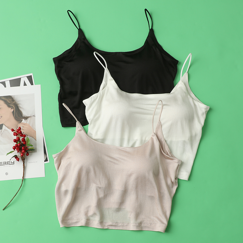 100% Mulberry Silk Camisole with Built-In Bra, Loose-Fitting, Anti-Exposure, Suitable as a Base Layer 100% Mulberry Silk Camisole with Built-In Bra, Loose-Fitting, Anti-Exposure, Suitable as a Base Layer