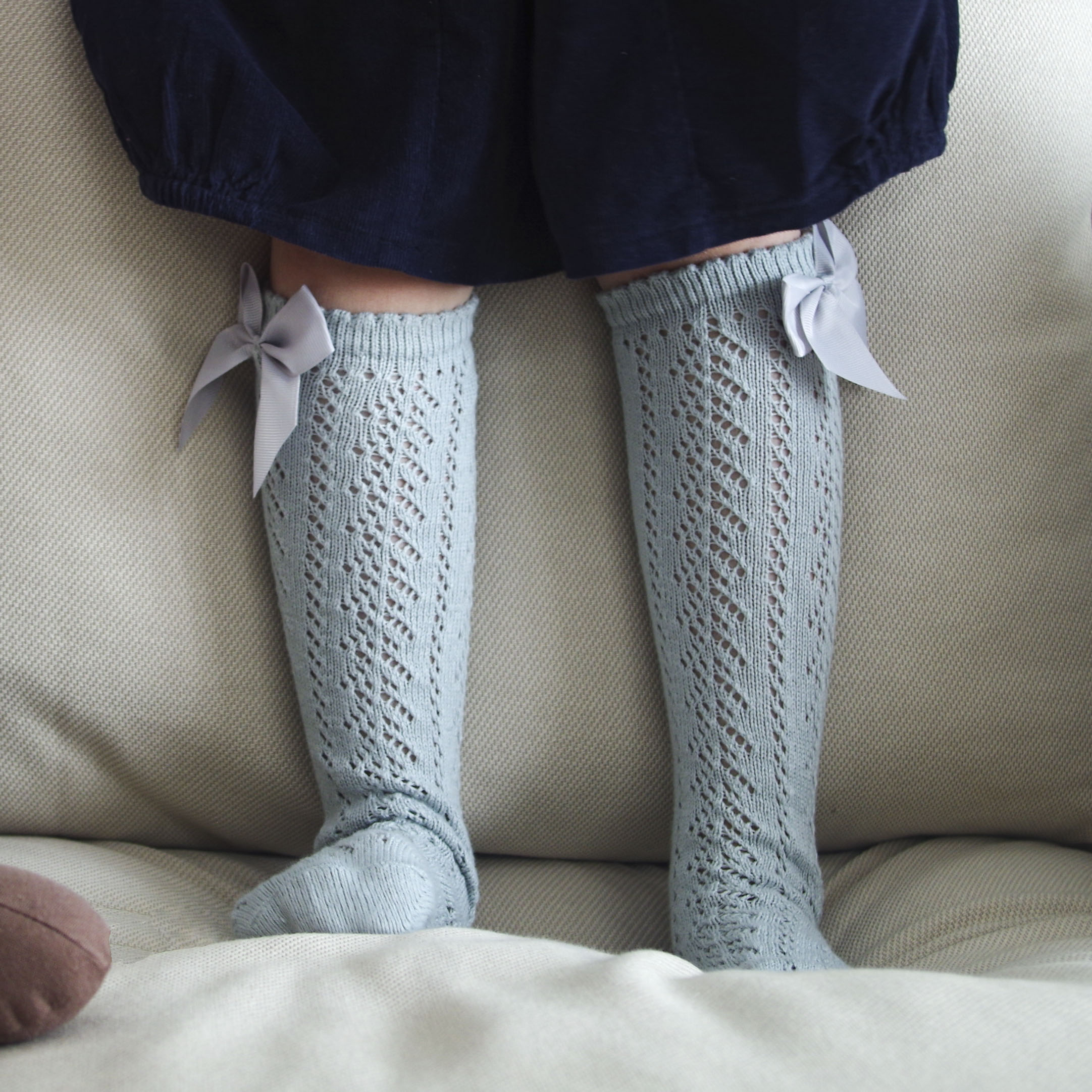 Export autumn and winter baby girls cotton socks Children's transfer ring mesh openwork breathable bow plain medium stockings