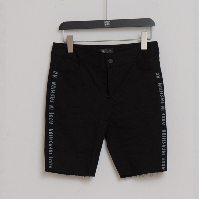 Original Designer Brand Ou E Genuine Product from the Store 2026 Summer Collection Slim-Fit Denim Cycling Shorts Leggings Trendy Original Designer Brand Ou E Genuine Product from the Store 2026 Summer Collection Slim-Fit Denim Cycling Shorts Leggings Trendy