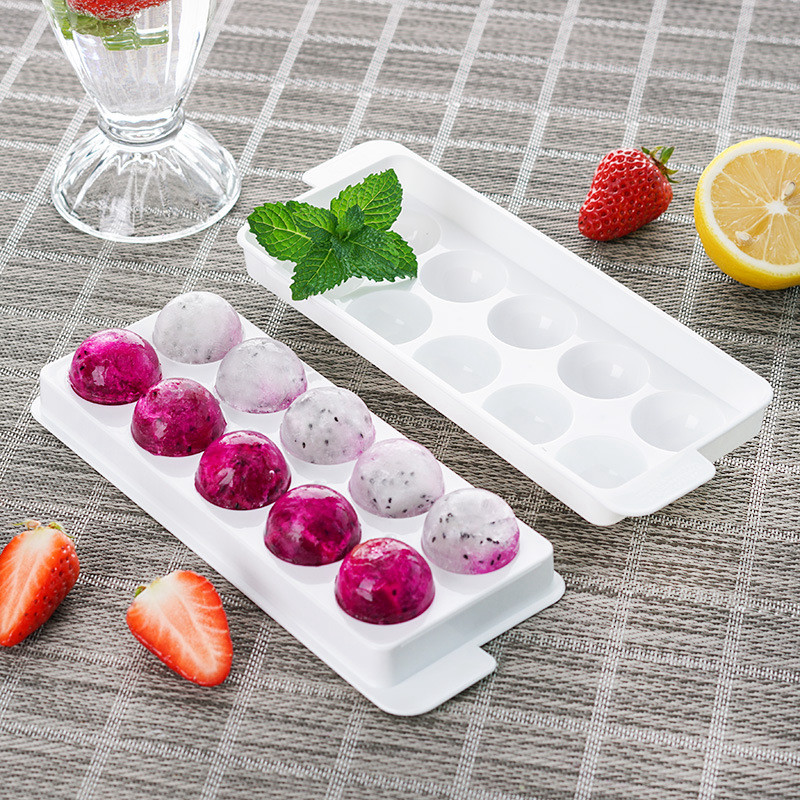 Japan imports ice mold frozen ice mold spherical ice box refrigerator with lid ice pack