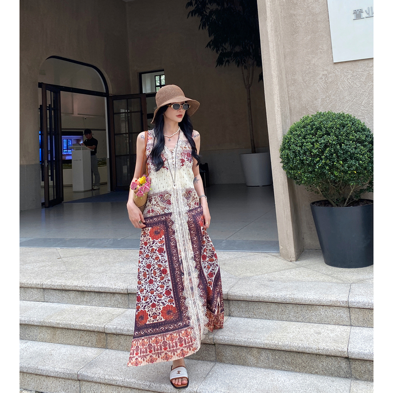 Home~ High-End Lace Crochet Pleated Dress with Drapey, Cool Feel, Bohemian Ethnic Vacation Style Long Dress for Women Home~ High-End Lace Crochet Pleated Dress with Drapey, Cool Feel, Bohemian Ethnic Vacation Style Long Dress for Women