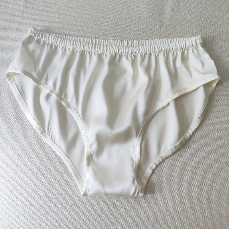 Women's Mid-Waist One-Piece 19mm Silk Stretch Satin Briefs, Cool, Breathable, Comfortable and Sexy Lingerie