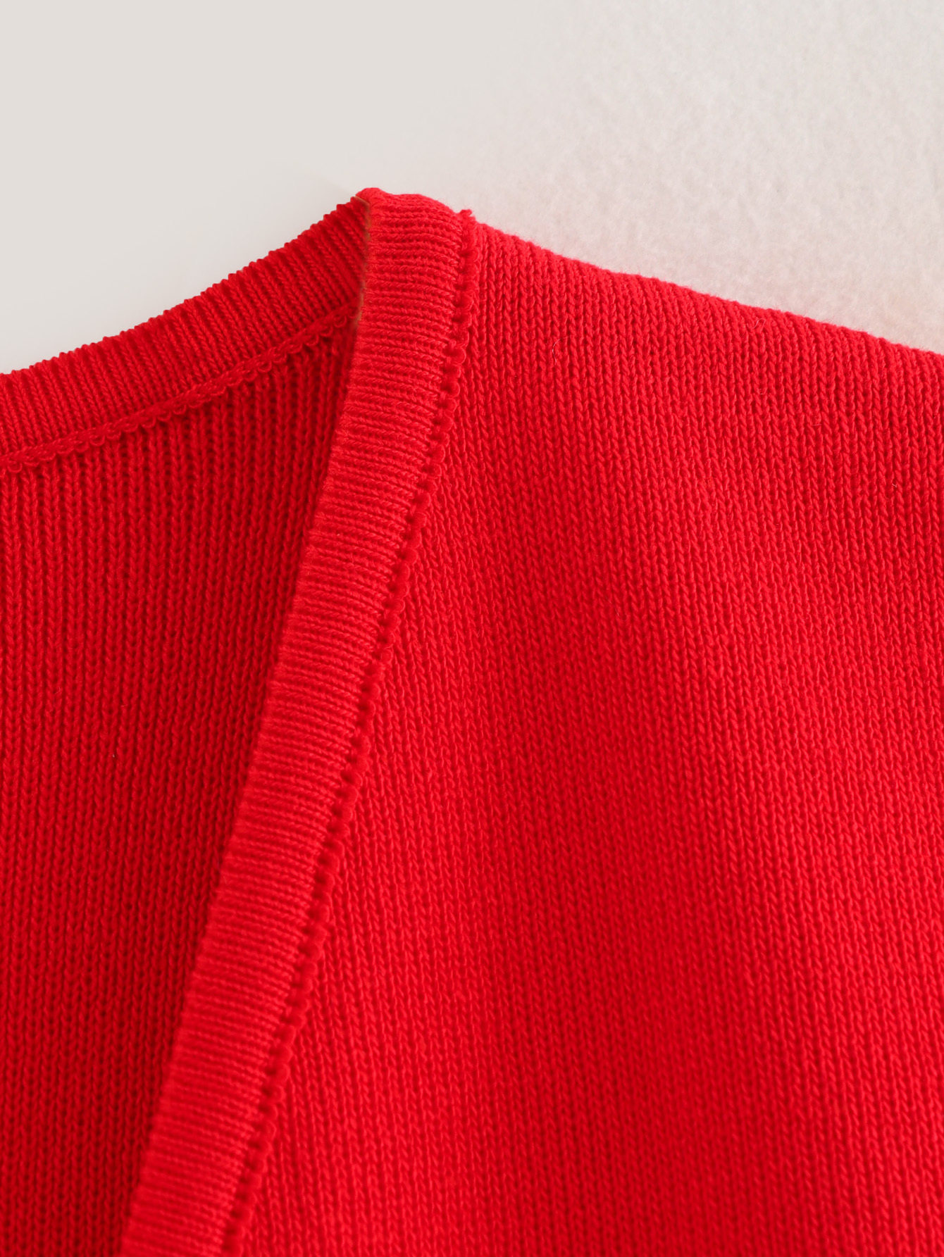 Женская жилетка kaslead 新款 女装 欧美风时尚简约金色纽扣饰针织背心式上衣