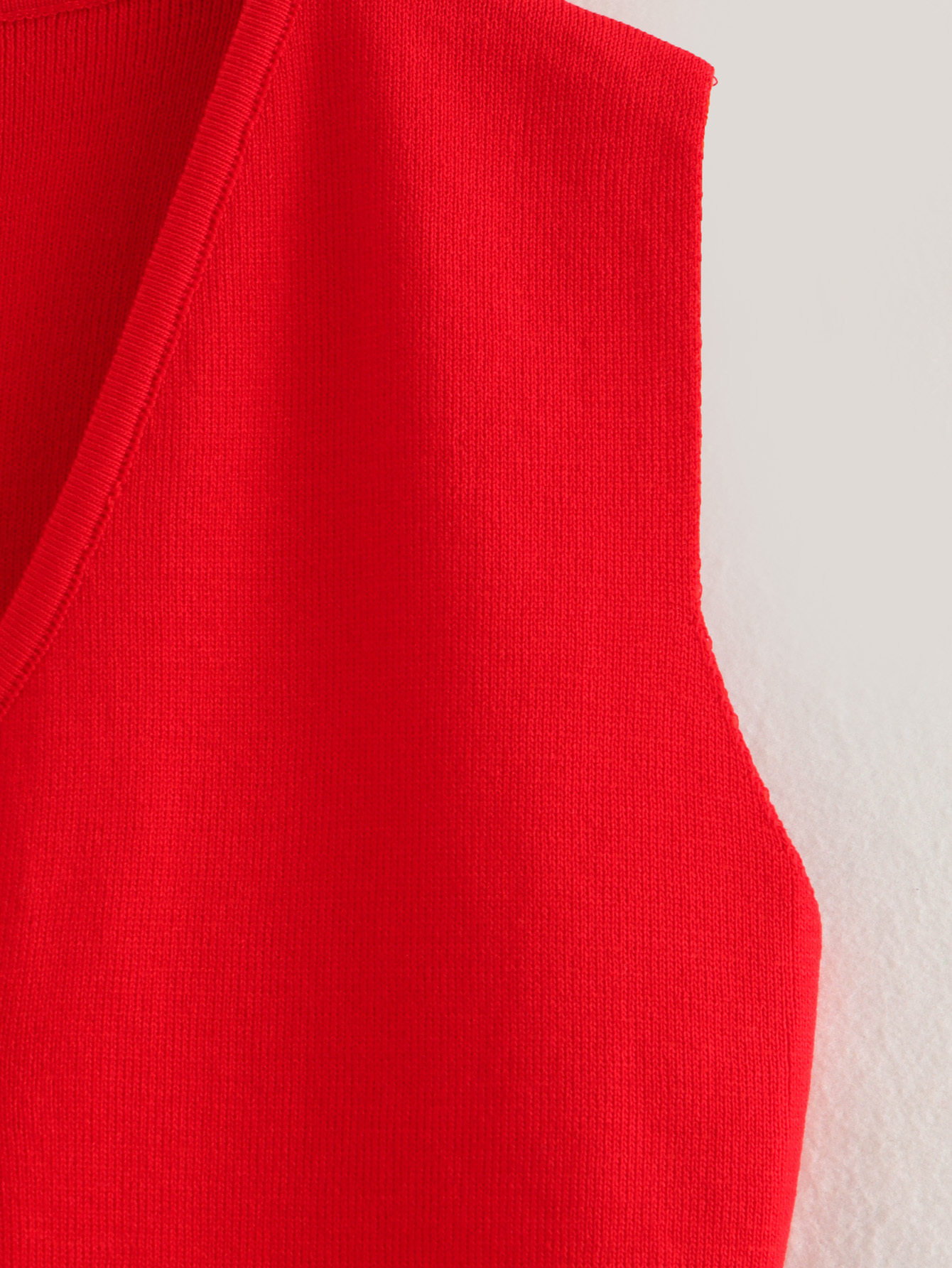 Женская жилетка kaslead 新款 女装 欧美风时尚简约金色纽扣饰针织背心式上衣