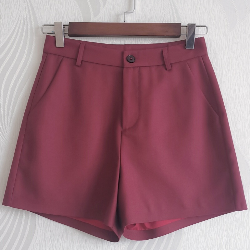 High-Waisted Suit Shorts for Women, Red, 2026 Spring/Summer New Korean Style, Slimming, Loose A-Line Wide-Leg Leggings for Outerwear