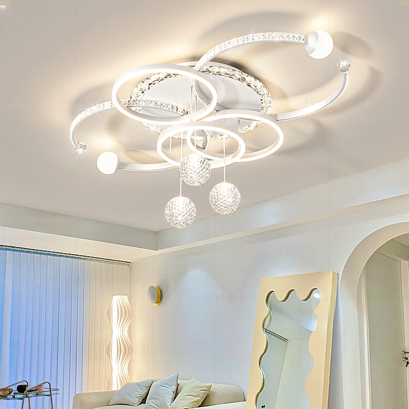 现代LED吸顶灯：点亮家居空间的新潮流