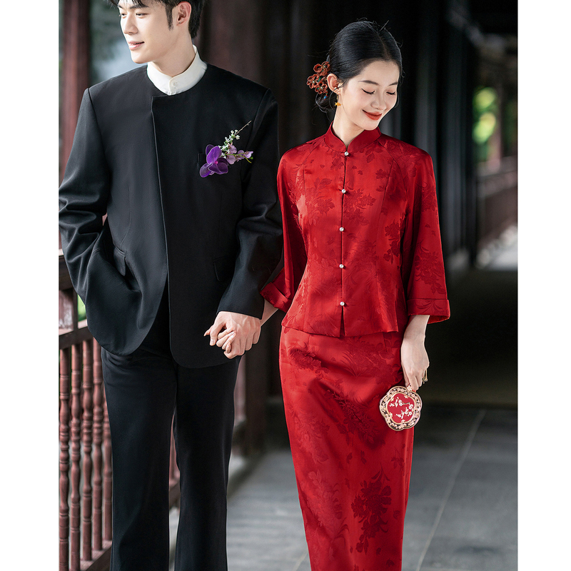 New Chinese-Style Red Engagement Dress, Cheongsam for Women, Bride's Toast Dress, Satin Jacquard Slim-Fit Morning Gown for Summer New Chinese-Style Red Engagement Dress, Cheongsam for Women, Bride's Toast Dress, Satin Jacquard Slim-Fit Morning Gown for Summer