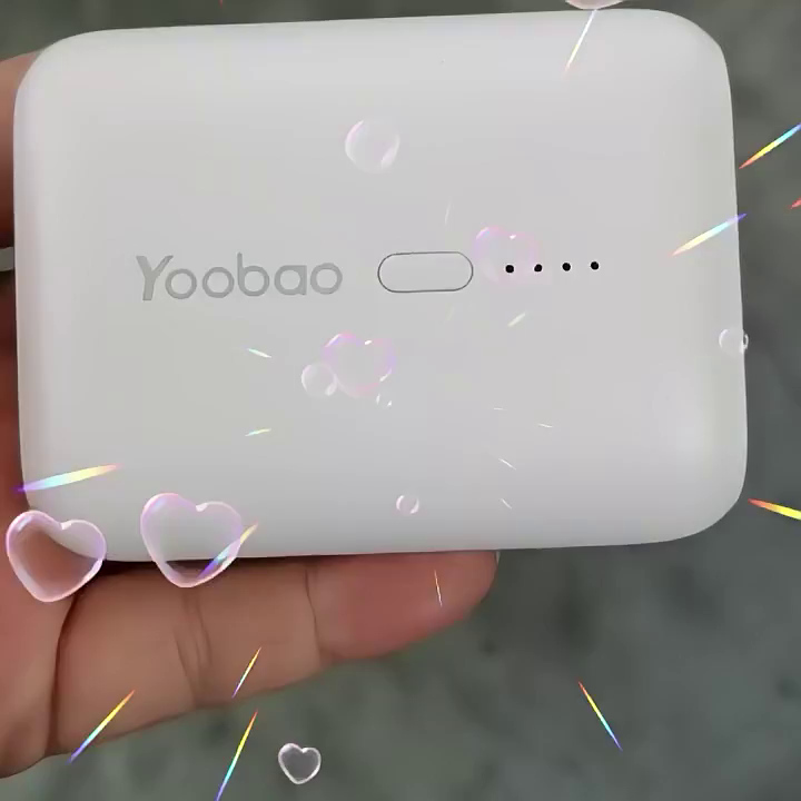 10000mAh能够塞进西装口袋？这个充电宝让我正候机室省下2小时