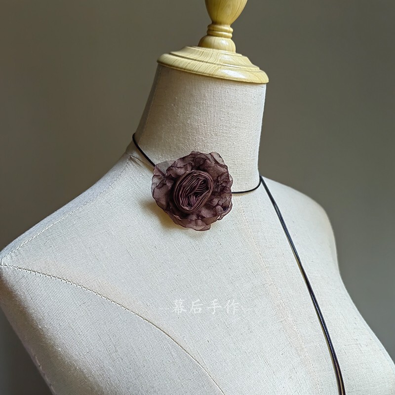 Original Brown Dried Rose Burnt Flower Choker Lolita Camellia Heavy-Duty Rose Choker Flower Necklace