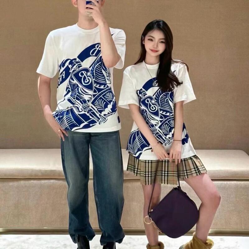 Burberry Equestrian Knight Print Casual Round Neck Short Sleeve T-Shirt 80776681 Burberry Equestrian Knight Print Casual Round Neck Short Sleeve T-Shirt 80776681