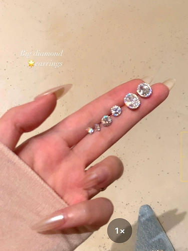 Универсальный цирконий, дизайнерские серьги, легкий роскошный стиль, тренд сезона