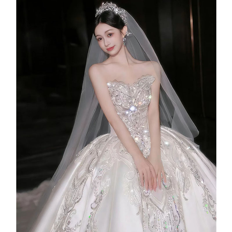 Атласное свадебное платье 2026 new bride French tube top для беременных женщин, высококачественная текстура, высокая четкость, шлейф из небольшой основной пряжи