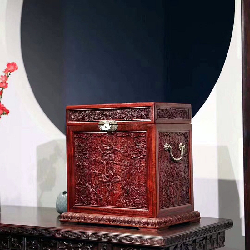 Household large jewelry jewelry storage box rosewood carving cloud pattern dragon screen high-end mahogany play storage box