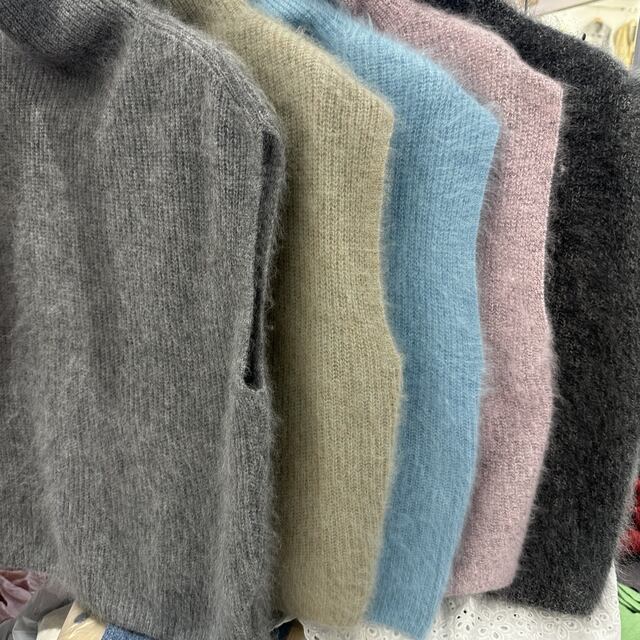 2026 Early Spring High-Neck Wool Fleece Vest for Women, Stylish Design, Slimming, Versatile, Fluffy Cardigan