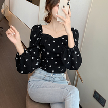 2020 early autumn new Hepburn style retro wave dot black and white harbor wind bubble sleeve slim top chiffon shirt