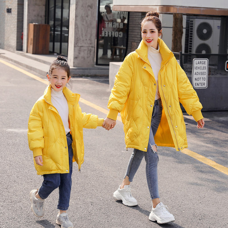 Douyin parent-child wear mother-child mother-daughter Western-style down jacket loose large size ins super hot winter wear high-end 2022 new