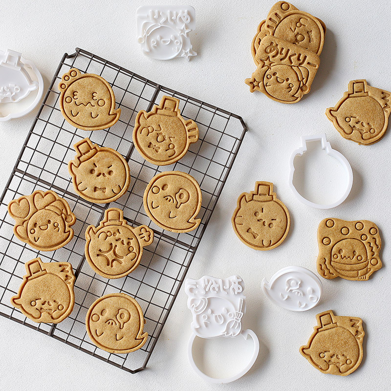 Japanese cartoon three-dimensional cute balloon round ghost halloween christmas fondant icing sugar biscuit cutting die