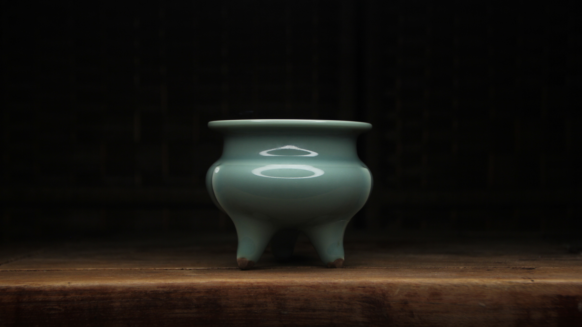 中国古玩 清時代 龍泉窯 梅子 青釉 鬲式炉 南宋龙泉窑梅子青釉鬲式炉