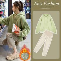 Pregnant womens winter clothing suit fashion models go out for foreign air garnter with cap and clothing loose blouses Two sets of autumn and winter