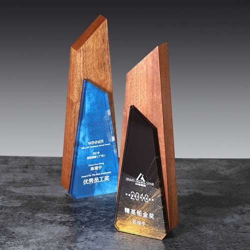 Твердое дерево