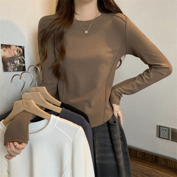 Chic Solid Color Round Neck Long-Sleeved Bottoming Shirt for Women, New Autumn Design, Curved Hem Short Top Bottoming Shirt