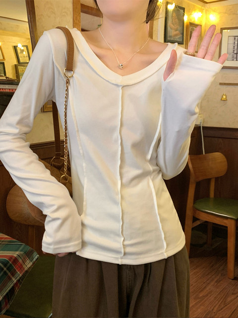 Trendy Korean-Style T-Shirt Base Layer for Women 2025 Autumn V-Neck Unique Slim Fit Fishbone Design Thermal Top