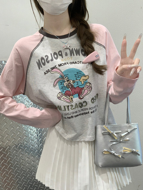 Round Neck Loose Chic Cartoon Print T-Shirt for Women, Spring Design with Contrasting Color Raglan Sleeves, Unique Patchwork Top Ins