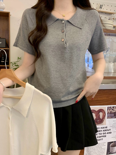 Gray Simple Casual Polo Collar Raglan Sleeve Knit Top for Women, Fashionable Button-Down Turn-Down Collar Loose Versatile Short-Sleeve Shirt